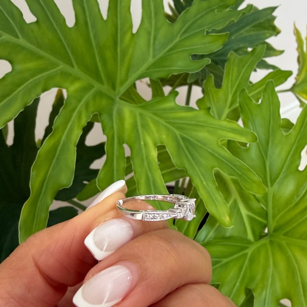 0.50ct Oval cut Engagement Ring Promise Ring - Picture 12 of 12